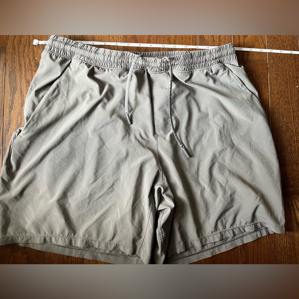 Lululemon Men’s Pace Breaker Linerless Short 7"